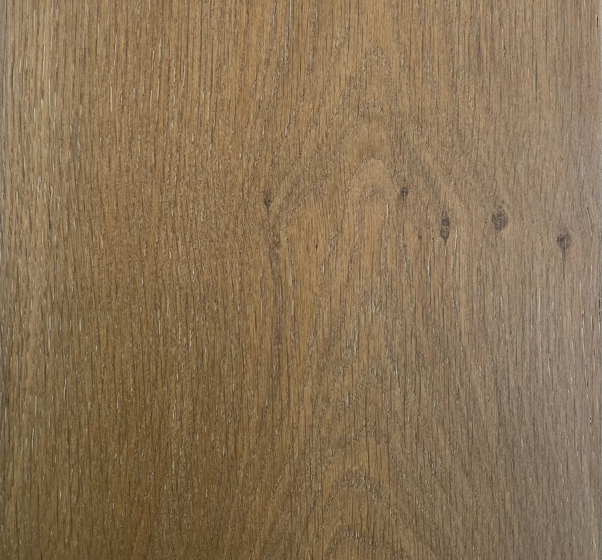 Saint-Tropez Oak sample, a mid-tone warm European oak with a matt finish
